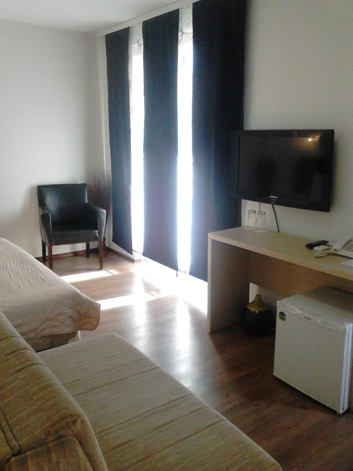 Hotel Prenociste Konstantin 2008 Ni Pokoj fotografie