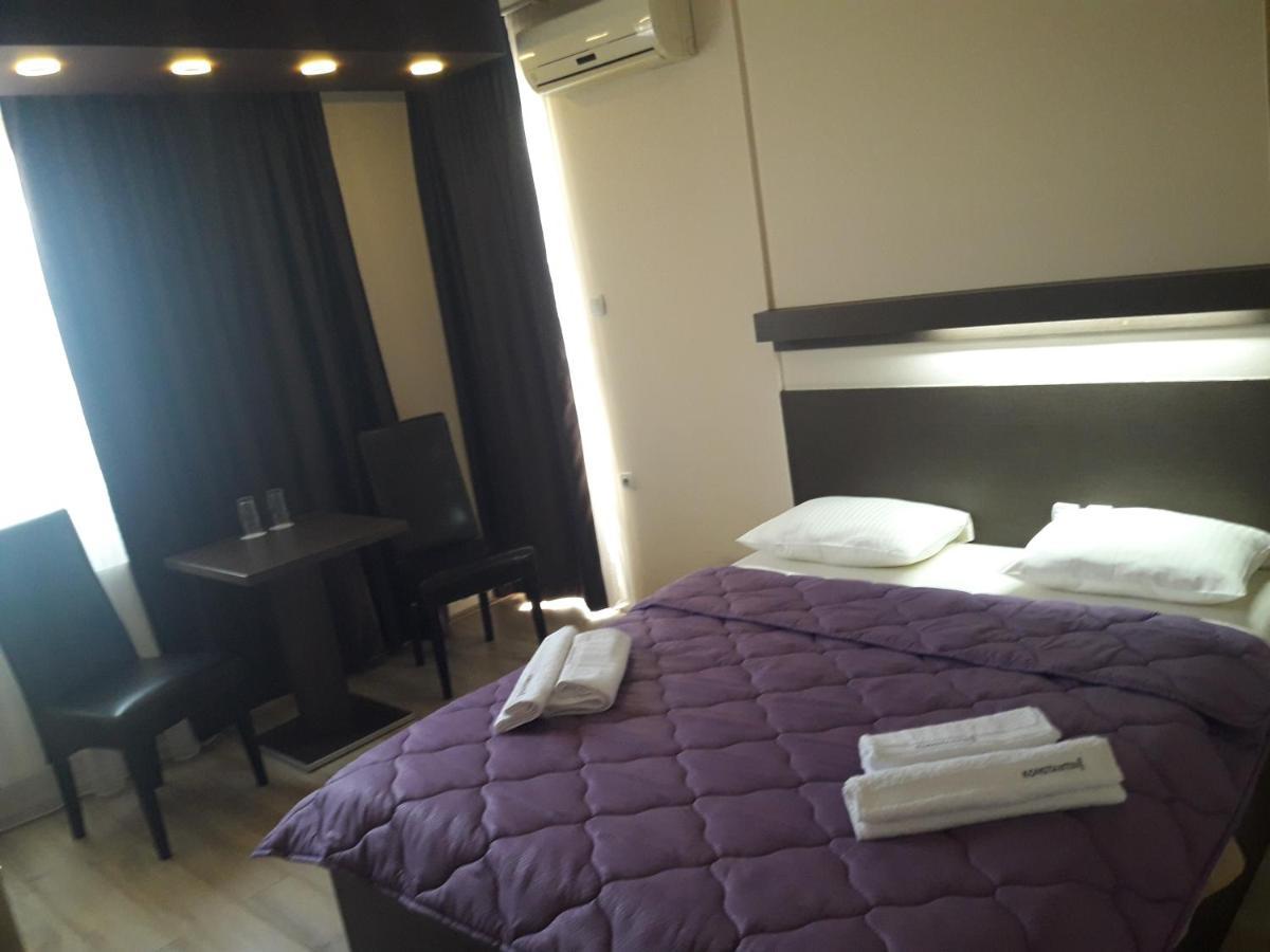 Hotel Prenociste Konstantin 2008 Ni Exteriér fotografie