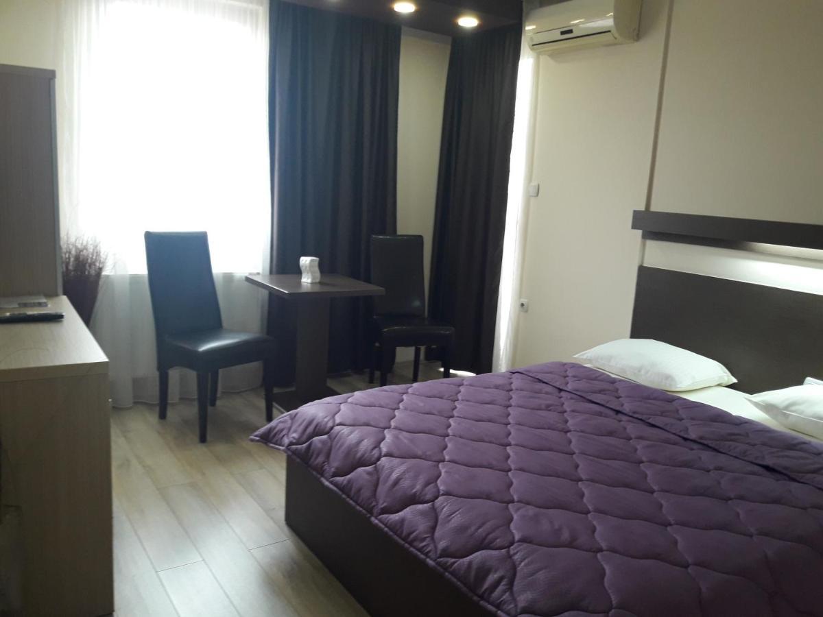 Hotel Prenociste Konstantin 2008 Ni Exteriér fotografie